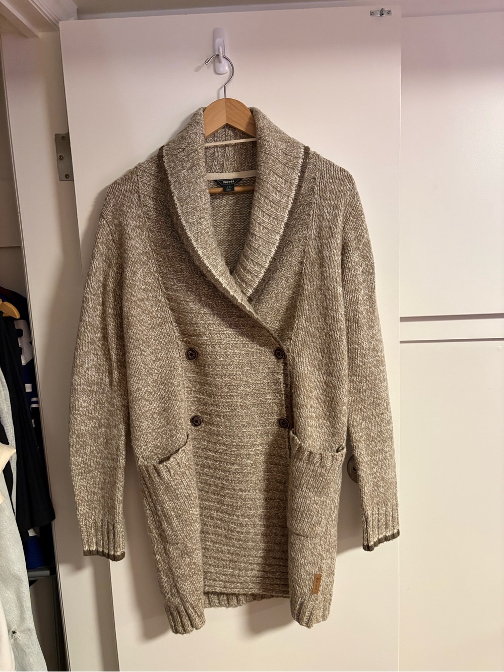 Roots Knitted Shawl Collar Double-Breasted Women's Sweater Cardigan